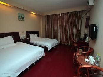 Jinzuan 100 Holiday Hotel Qufu Экстерьер фото